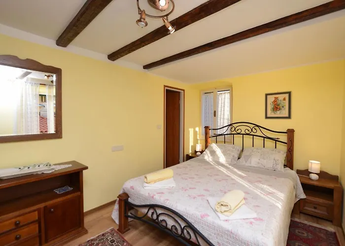 Apartment Stari Grad